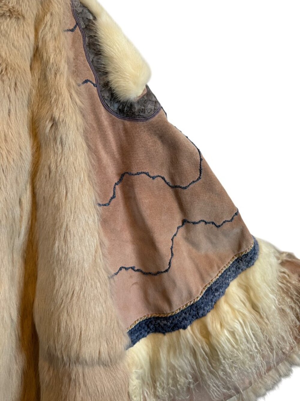 Vintage Vera Pelliccia Rabbit Fur Suede Cape Poncho Artistic Embroidery RARE - Picture 5 of 16